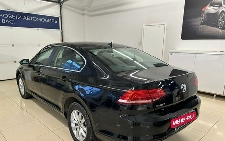 Volkswagen Passat B8 рестайлинг, 2019 год, 2 750 000 рублей, 5 фотография