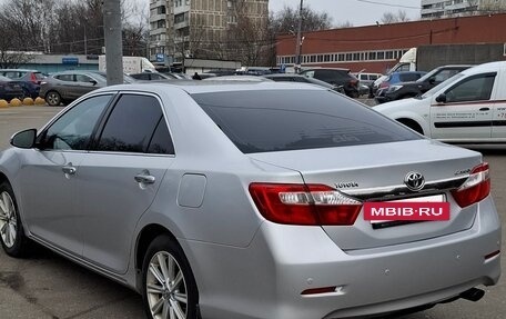 Toyota Camry, 2012 год, 1 950 000 рублей, 6 фотография