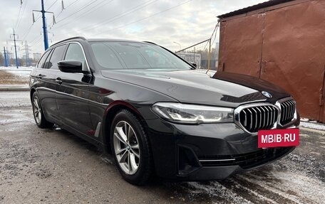 BMW 5 серия, 2020 год, 3 790 000 рублей, 15 фотография