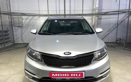 KIA Rio III рестайлинг, 2016 год, 999 000 рублей, 2 фотография