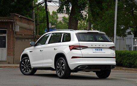 Skoda Kodiaq I, 2023 год, 3 969 200 рублей, 3 фотография