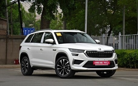 Skoda Kodiaq I, 2023 год, 3 969 200 рублей, 2 фотография