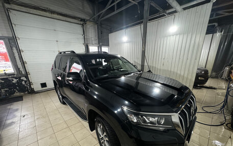 Toyota Land Cruiser Prado 150 рестайлинг 2, 2017 год, 4 700 000 рублей, 27 фотография