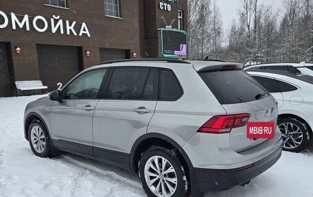 Volkswagen Tiguan II, 2020 год, 2 900 000 рублей, 4 фотография