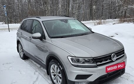 Volkswagen Tiguan II, 2020 год, 2 900 000 рублей, 2 фотография