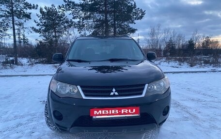 Mitsubishi Outlander III рестайлинг 3, 2008 год, 947 000 рублей, 11 фотография