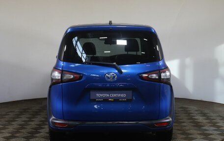 Toyota Sienta II, 2016 год, 1 499 000 рублей, 6 фотография