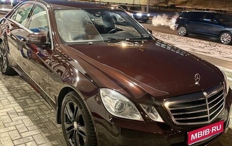 Mercedes-Benz E-Класс, 2010 год, 2 250 000 рублей, 1 фотография