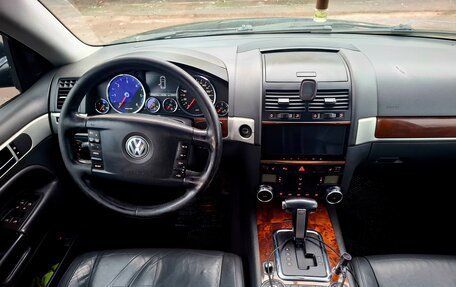 Volkswagen Touareg III, 2008 год, 1 200 000 рублей, 8 фотография