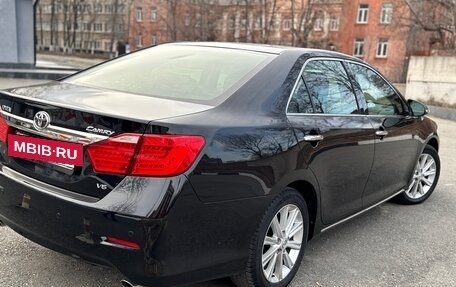 Toyota Camry, 2014 год, 2 250 000 рублей, 2 фотография