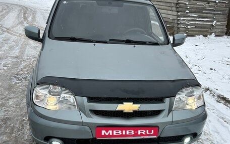 Chevrolet Niva I рестайлинг, 2012 год, 585 000 рублей, 6 фотография