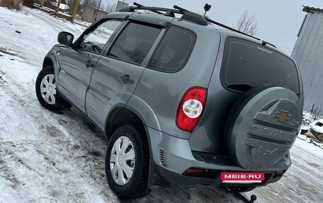 Chevrolet Niva I рестайлинг, 2012 год, 585 000 рублей, 3 фотография