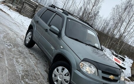 Chevrolet Niva I рестайлинг, 2012 год, 585 000 рублей, 5 фотография