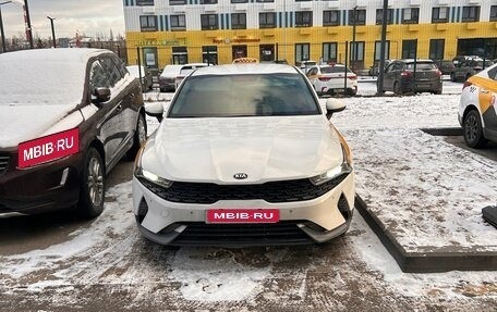 KIA K5, 2021 год, 2 300 000 рублей, 1 фотография