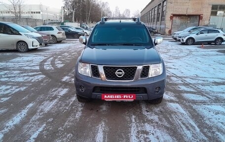 Nissan Navara (Frontier), 2012 год, 2 099 999 рублей, 2 фотография