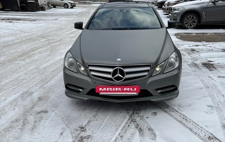 Mercedes-Benz E-Класс, 2013 год, 1 700 000 рублей, 2 фотография