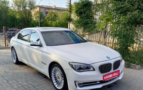 BMW 7 серия, 2013 год, 2 800 000 рублей, 2 фотография