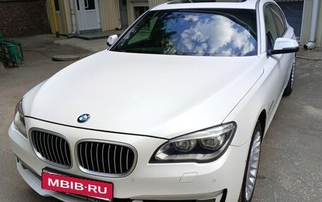 BMW 7 серия, 2013 год, 2 800 000 рублей, 4 фотография