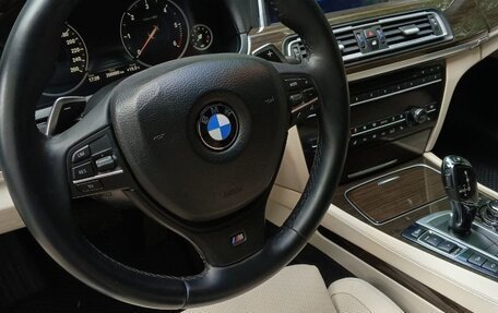 BMW 7 серия, 2013 год, 2 800 000 рублей, 16 фотография