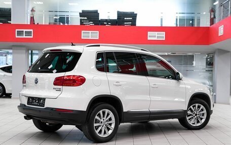 Volkswagen Tiguan I, 2012 год, 1 390 000 рублей, 2 фотография