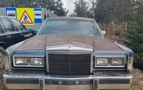 Lincoln Town Car II, 1988 год, 1 700 000 рублей, 14 фотография