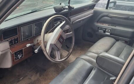 Lincoln Town Car II, 1988 год, 1 700 000 рублей, 31 фотография