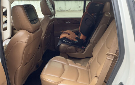 Cadillac Escalade IV, 2015 год, 3 620 500 рублей, 13 фотография