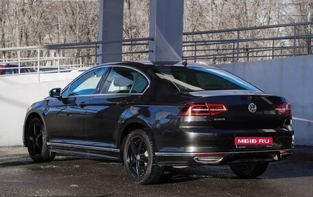 Volkswagen Passat B8 рестайлинг, 2018 год, 2 499 000 рублей, 2 фотография