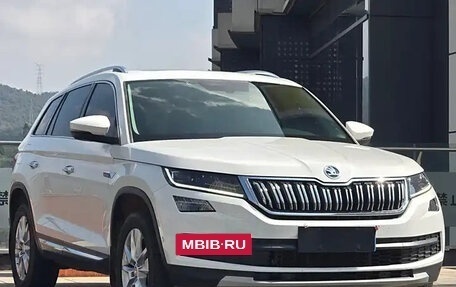 Skoda Kodiaq I, 2022 год, 2 490 001 рублей, 3 фотография