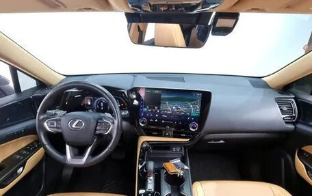 Lexus NX, 2022 год, 4 315 000 рублей, 5 фотография