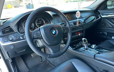 BMW 5 серия, 2013 год, 23 фотография