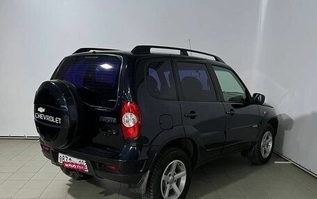 Chevrolet Niva I рестайлинг, 2010 год, 490 000 рублей, 4 фотография