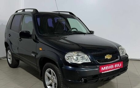 Chevrolet Niva I рестайлинг, 2010 год, 490 000 рублей, 3 фотография