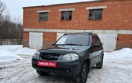 Chevrolet Niva I рестайлинг, 2012 год, 665 000 рублей, 4 фотография