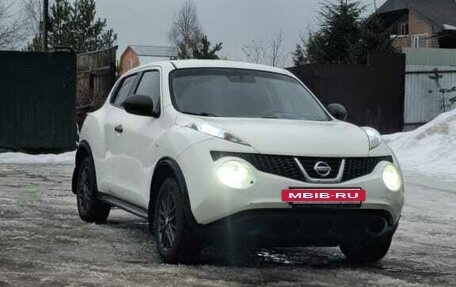 Nissan Juke II, 2014 год, 970 000 рублей, 2 фотография