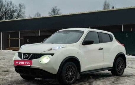 Nissan Juke II, 2014 год, 970 000 рублей, 8 фотография