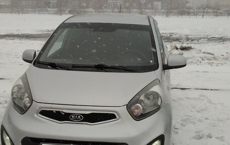 KIA Picanto II, 2011 год, 850 000 рублей, 2 фотография