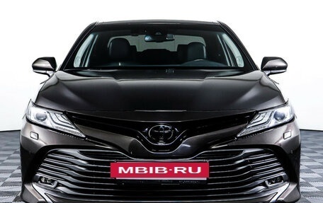 Toyota Camry, 2018 год, 3 749 000 рублей, 2 фотография