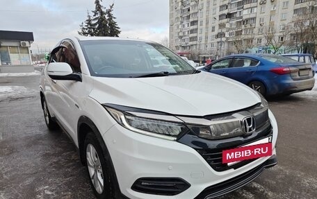 Honda Vezel, 2019 год, 1 750 000 рублей, 2 фотография