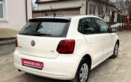 Volkswagen Polo VI (EU Market), 2010 год, 750 000 рублей, 5 фотография