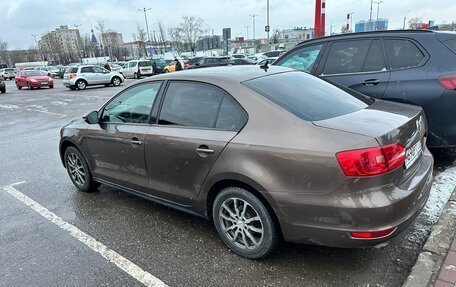 Volkswagen Jetta VI, 2012 год, 700 000 рублей, 2 фотография