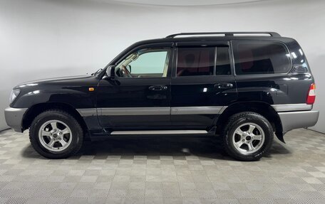 Toyota Land Cruiser 100 рестайлинг 2, 2004 год, 1 550 000 рублей, 8 фотография