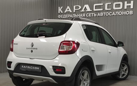 Renault Sandero II рестайлинг, 2018 год, 950 000 рублей, 2 фотография