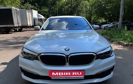 BMW 5 серия, 2018 год, 2 450 000 рублей, 2 фотография