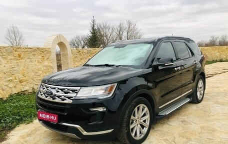 Ford Explorer VI, 2018 год, 3 890 000 рублей, 1 фотография