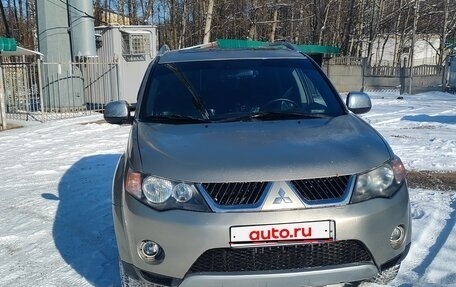 Mitsubishi Outlander III рестайлинг 3, 2008 год, 1 140 000 рублей, 1 фотография