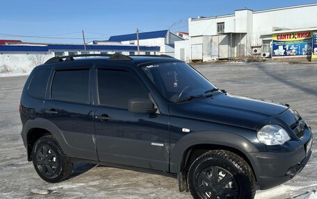 Chevrolet Niva I рестайлинг, 2013 год, 629 000 рублей, 3 фотография