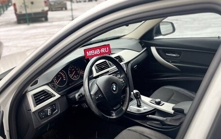 BMW 3 серия, 2016 год, 2 150 000 рублей, 13 фотография