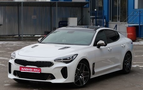 KIA Stinger I, 2021 год, 4 380 000 рублей, 1 фотография