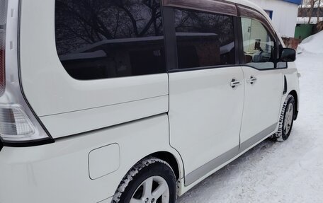 Nissan Serena III, 2006 год, 1 100 000 рублей, 28 фотография